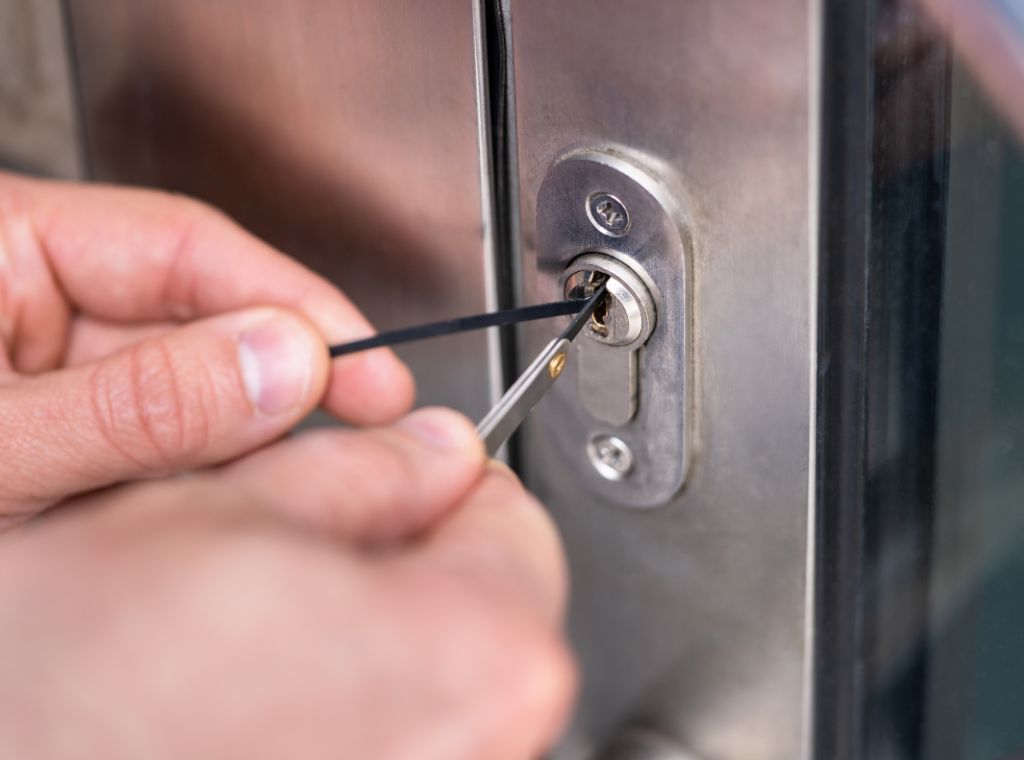 Lock Repair - Professional Locksmith Service